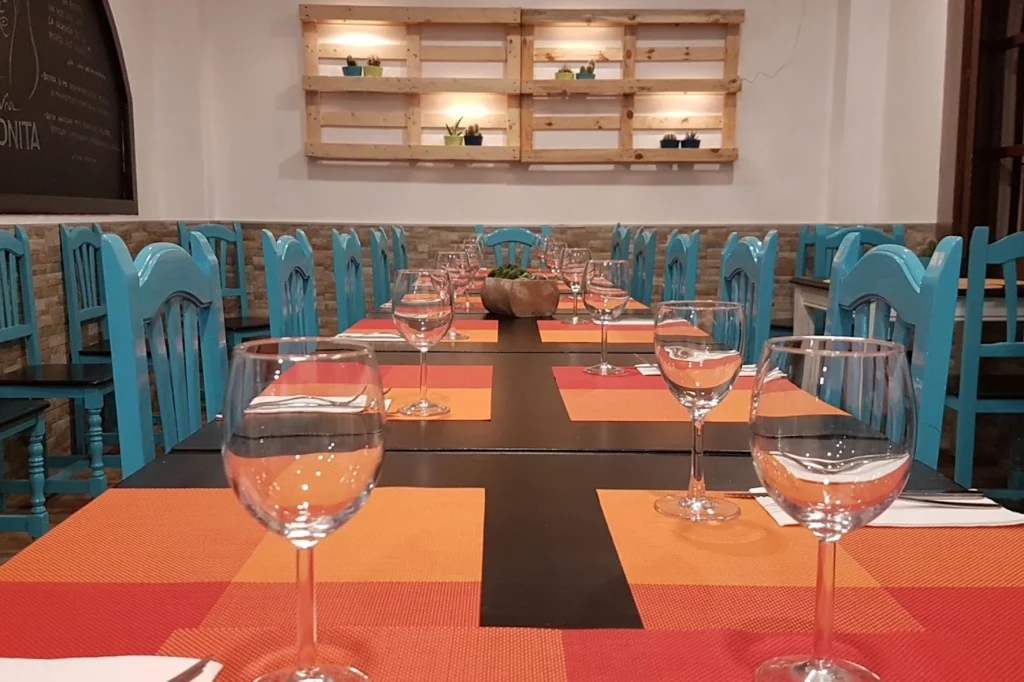 Niña Bonita Cantina